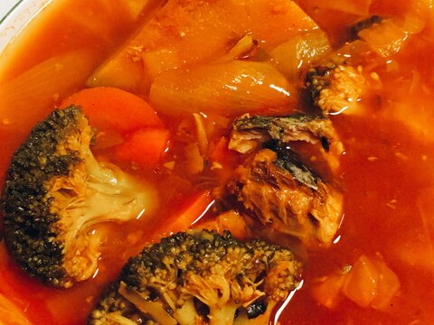 鯖と野菜のトマトスープ